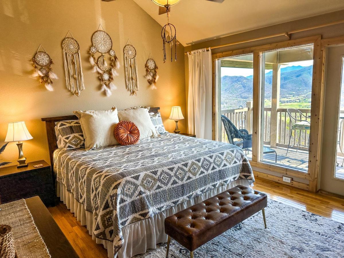 Tanasi Lodge - Reunions, Retreats, Weddings, Family Getaways Sevierville Exterior foto